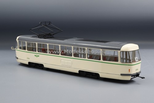 Tatra T4D tram, Magdeburg /beige/ - Imagen 4 de 5