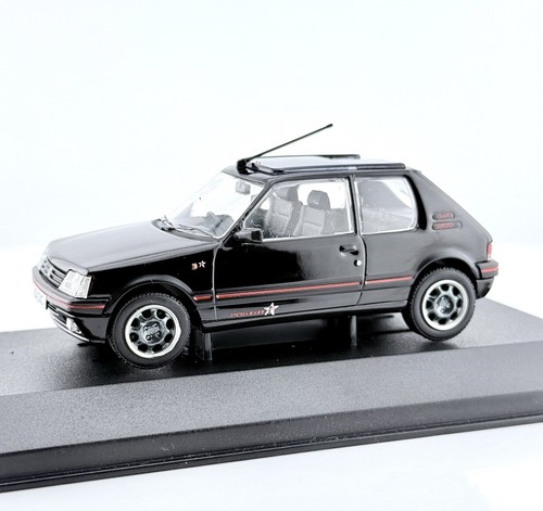 Corgi Vanguards VA12706B Peugeot 205 GTI 1.9 ‘1FM’ Black - Picture 2 of 21