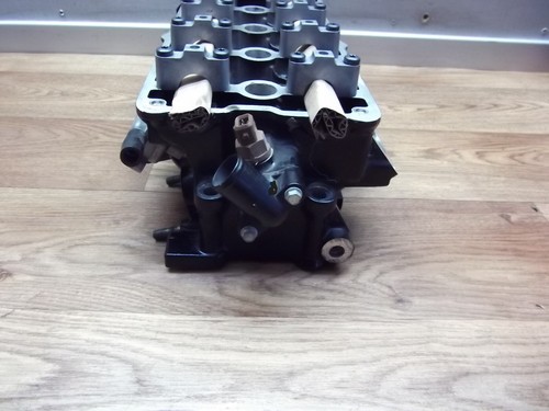 Triumph Speed Four 600 806LB culata con válvulas - Imagen 7 de 13