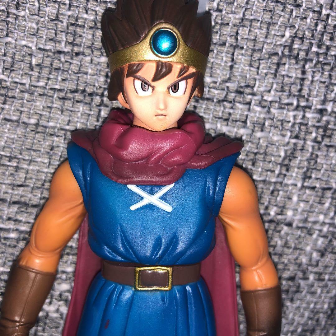 DRAGONQUEST　フィギュア　グッズ Amazon.com: Dragon Quest XI Sugisarishi Toki wo Motomete