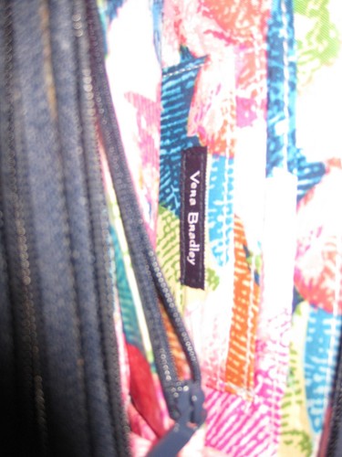 VERA BRADLEY WALLET NAVY BLUE PINK ENBROIDERY AND FLORAL PRINT INTERIOR - Picture 4 of 10