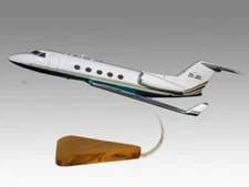 Gulfstream Aerospace G-1159 II Desk Wood Airplane New Model Small Scale 1/100