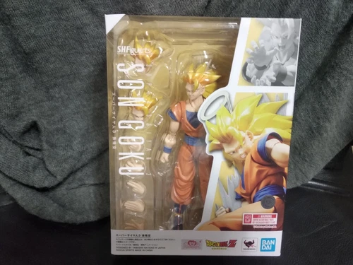 S H Figuarts Dragon Ball Z Kai Super Saiyan 3 Son Goku