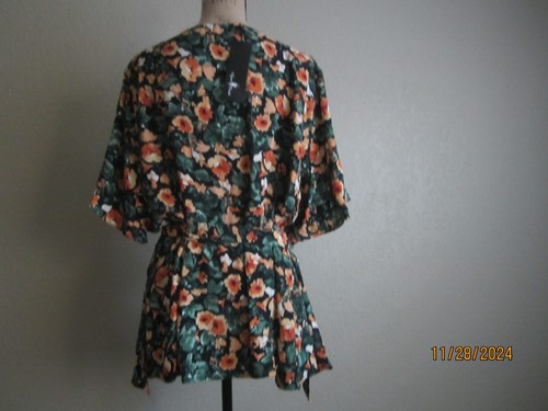 NWT Agnes Orinda Women's Top 3X Floral Short Sleeve Lightweight V Neck - Picture 7 of 21