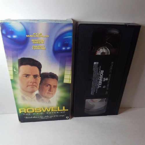 Roswell The U.F.O. Cover-Up VHS VCR Video Tape Movie Martin Sheen Used - Picture 2 of 5