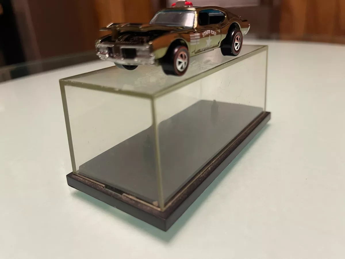 Hot wheels army staff car 2025