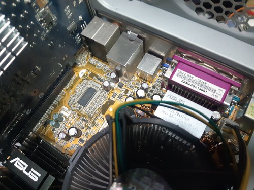 Asus P5LD2-VM Sockel 775 + Core2 Duo E6300 @ 1.86GHz + 2GB RAM - Bild 2 von 6
