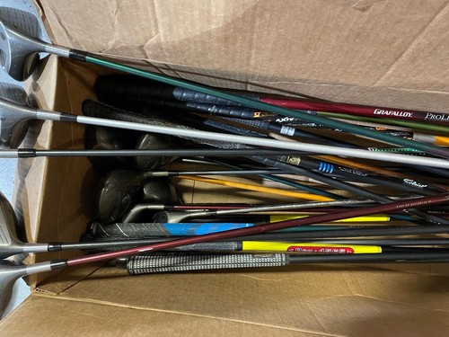 Wholesale Lot of 30 Titleist 975D, 975J Drivers Bargain - 第 2/3 張圖片