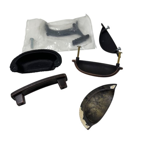 Lote Mixto de 6 Tiradores de Cajón y Manijas de Gabinete Muestras Varias Formas y Acabados - Imagen 2 de 12