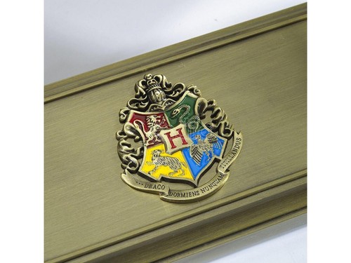 Harry Potter Porta Bacchetta Con Stemma Hogwarts 20 cm Noble Collection - Foto 4 di 4