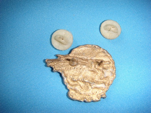 INSIGNIA METÁLICA GUERRA DE VIETNAM, 7º BATALLÓN DE PARACAIDISTAS ARVN - Imagen 2 de 2