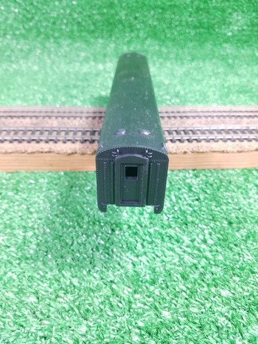 Comedor aerodinámico sin decorar Athearn HO sin montar verde oscuro - Imagen 4 de 11