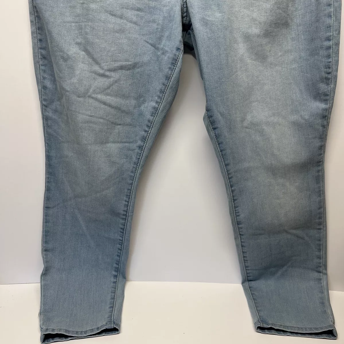 Denizen pull on jeans 2025