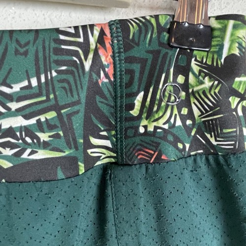SHAPE Women' size L Running Shorts Perforated Pockets Hunter Green - Picture 9 of 9
