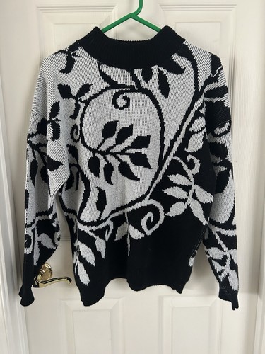 WOMEN'S BLACK AND GRAY SWEATER TOP WITH MOCK TURTLE NECK BY : RAVE