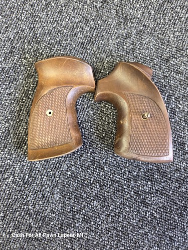 Herrett's Target Grips Colt E&I Figured Walnut Thumb & Heel Rests Checkered Grip