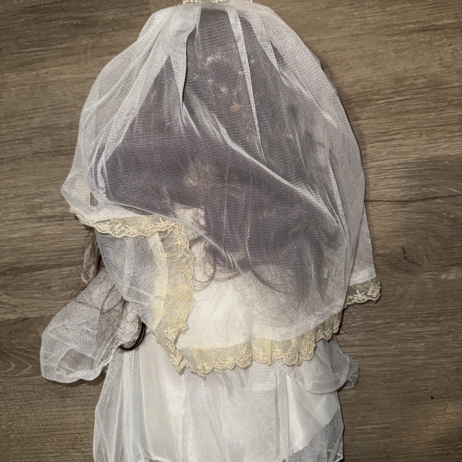 Foto 5 di 6