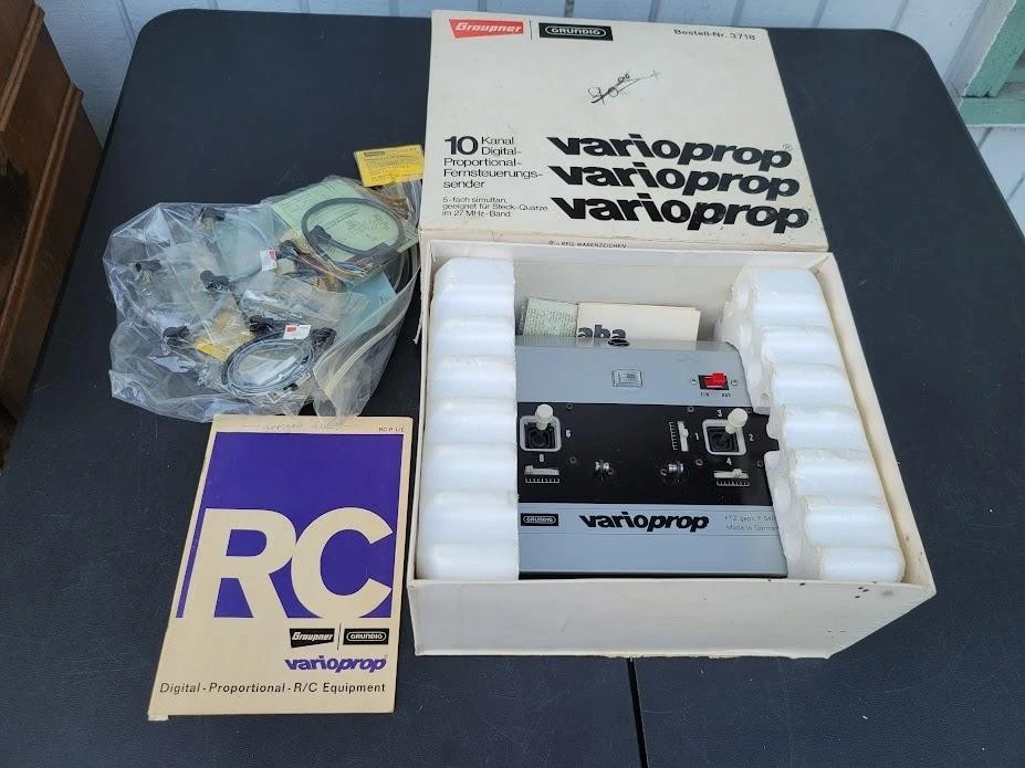 Juego de transmisor RC Graupner Grundig VarioProp de 10 canales de colección hecho en Alemania Foto 4 de 4