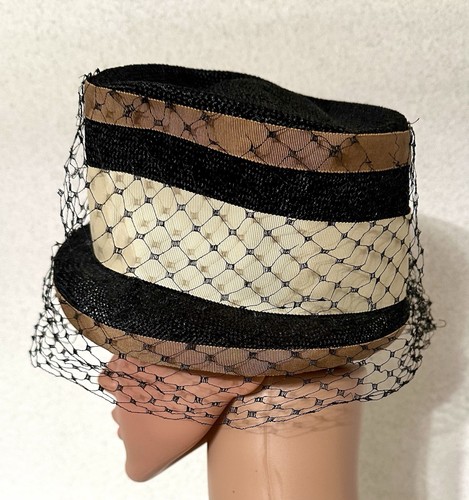 Vtg Cloche Bucket Style Black Straw Hat w Ivory & Tan Ribbons, Dot Net Veil USA - Picture 3 of 10