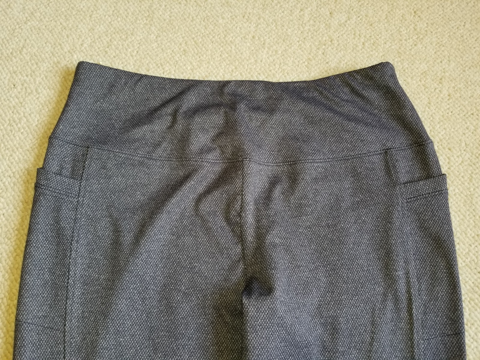 Picture 2 of 4