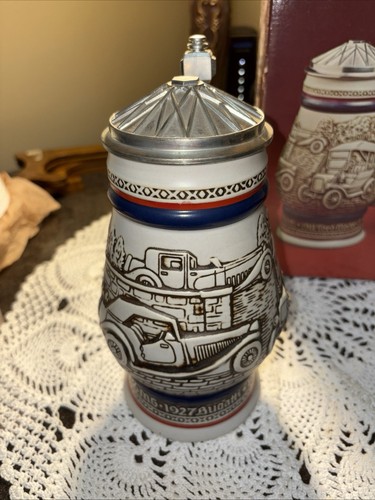 1979 AVON CAR CLASSICS Lidded Ceramic Beer Stein In Original Box - Picture 3 of 13