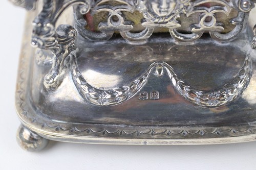 Large 1941 Birmingham sterling pin cushion - Picture 3 of 6