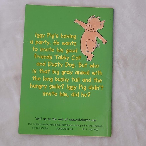 Iggy Pig's Big Bad Wolf Trouble Vivian French 2003 Illustrated Scholastic - Picture 4 of 12