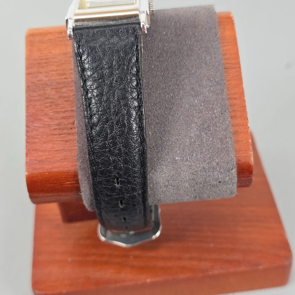 Eddie Bauer 70º Aniversário Retângulo Tanque Prata Relógio Analógico Couro Preto - Imagem 4 de 4