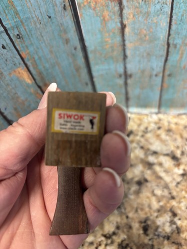 "Estatuilla de pájaro con incrustaciones de madera tallada hecha a mano Siwok Salta Argentina de colección 2,5""" - Imagen 4 de 6