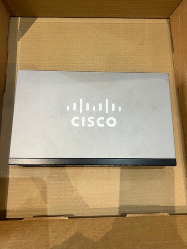 Cisco SG300-10MPP 10-Port Gigabit PoE managed switch - Picture 2 of 6