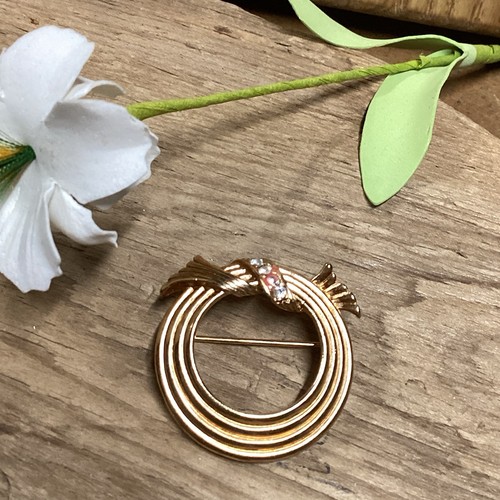 Vintage Avon Classic Circle Pin Brooch Gold With Clear Crystal Rhinestones 1985 - Picture 2 of 4
