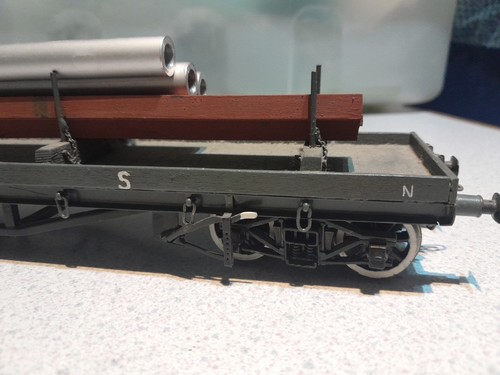 O Gauge Finescale Grey LMS Bogie Bolster Wagon With Steel Loads - Picture 3 of 13