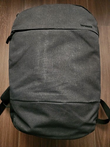 incase city backpack Gray Dark fits any Mac up to 15 inches laptop - Picture 10 of 10