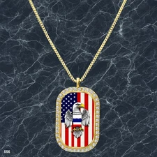 Stunning USA American Flag Pendant Necklace Image Design Glamorous Gold Tone Kee