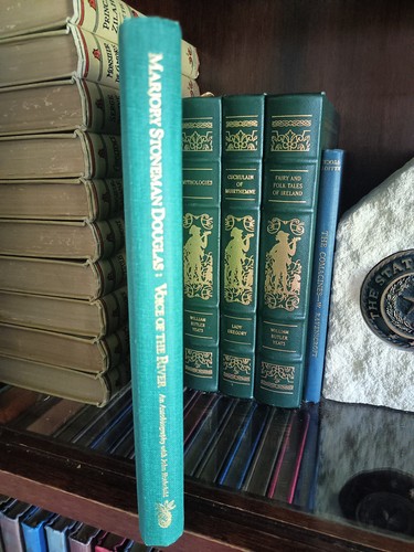 Voice of the River_Marjory Stoneman Douglas_HCDJ_1st Edition / 4th Printing_VG - Imagen 9 de 13