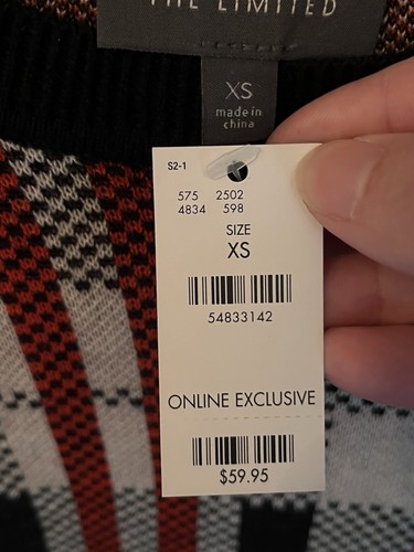 The Limited Women's Long Sleeve Sweater Black/Red Plaid Size XS NWT - Picture 4 of 6
