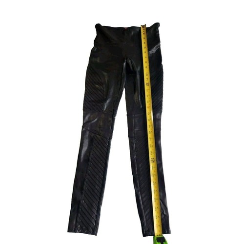 Leggings SPANX S Negros Imitación Cuero Cintura Alta Moto Look Control Modelado - Imagen 4 de 14
