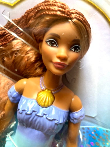 Muñeca 2 en 1 de acción en vivo de Disney Little Mermaid Ariel Transforming NUEVA 3+ - Imagen 4 de 5