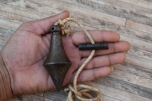 Vintage Iron Leveling Plumb Bob Tool Collectible Table Decor Plumb Bob Tool 10oz - Picture 1 of 12