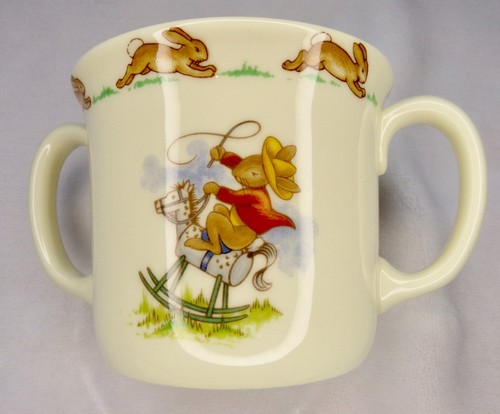 Vintage Royal Doulton "Bunnykins" Double-Handled Child's Mug - Picture 5 of 7