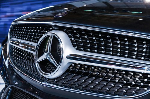 Mercedes-Benz Replacement Silver Grille Emblem W212 W207 W205 W176 A0008171016 - Picture 4 of 22