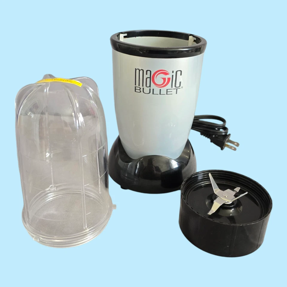 TESTED & WORKS! Magic Bullet 3 Piece Set Model MB-1001 Base, 16 oz Cup, Blade - Image 2 of 4