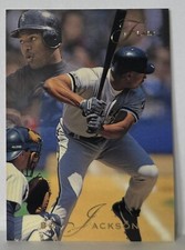 1992 Fleer Flair #186 Bo Jackson    M9