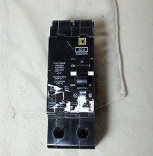 SQUARE D EDB24040 CIRCUIT BREAKER 40A 2P 480V (3D0)