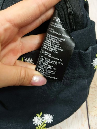 Urban Outfitters Women's Floral Embroidered Black SET Tank Pants Size Small - Photo 4/12