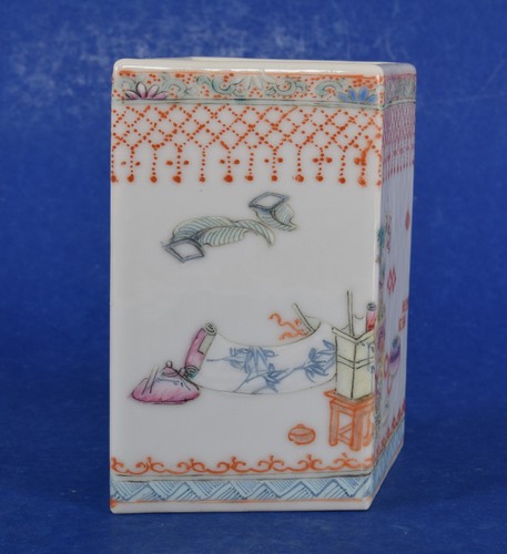 Chinese Porcelain Brush Holder Zhu Shan Mark and Period Republic Zhushan - Picture 11 of 24