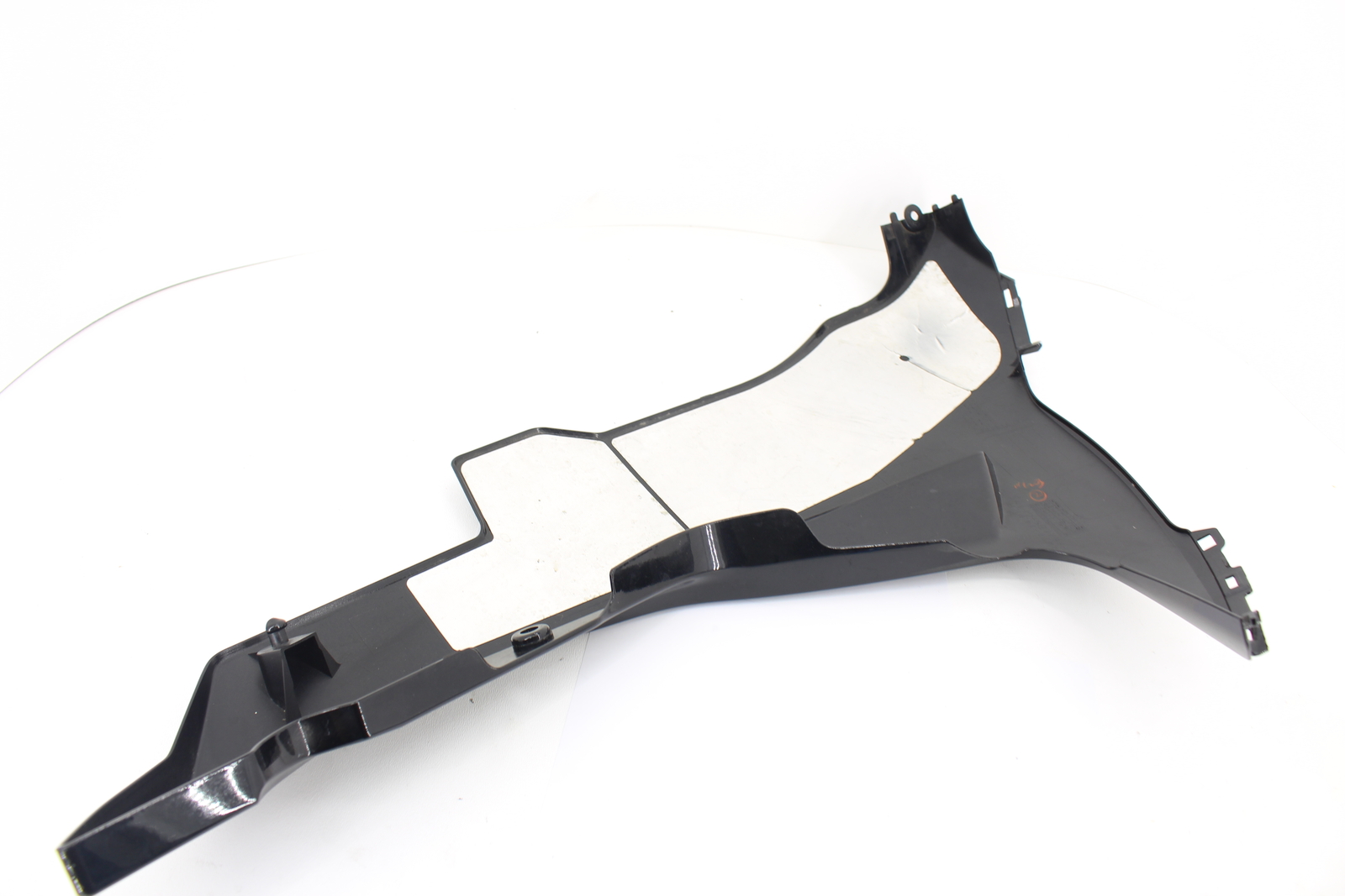 2019 SUZUKI GSXR600 RIGHT LOWER BOTTOM TUMMY SIDE FAIRING COWL 94471-14J0 image
