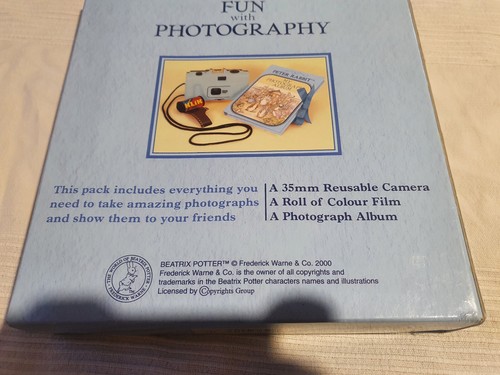 Peter Rabbit Fun with Photography 2000 35mm Camera Gift Set New - Picture 3 of 3