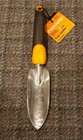 Fiskars (#384230-1001) Ergo Tool Garden Transplanter