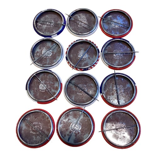 Vintage The Great Campaigns Folder - Political Buttons Collection 1892-1964 - 第 6/6 張圖片